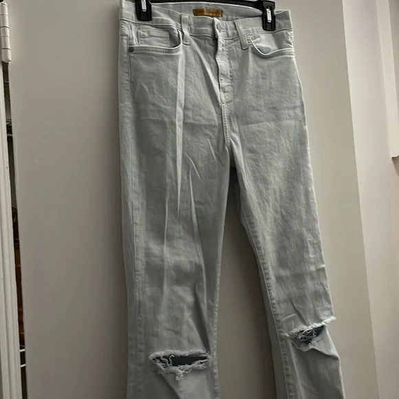 Rebecca Minkoff sunset flare midrise Jean in baby blue with distressed knee - Picture 2 of 11